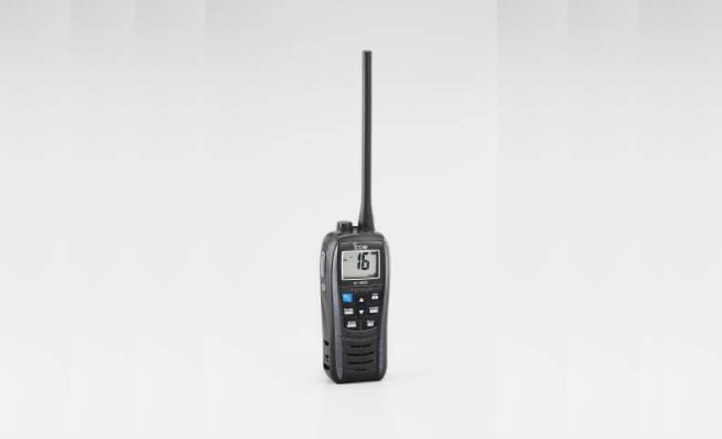 ICOM IC-M25 VHF的第1張圖片